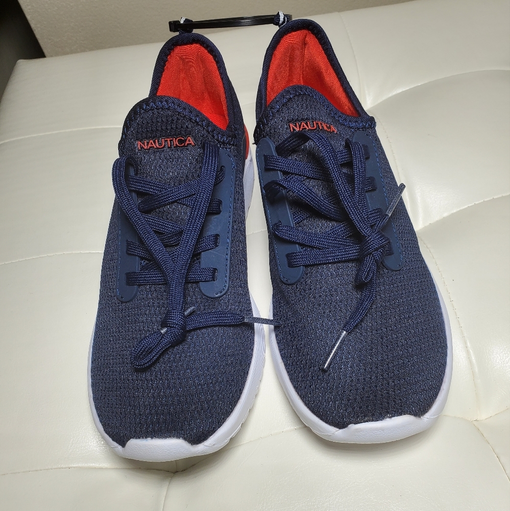 Kids Sneakers Size 4